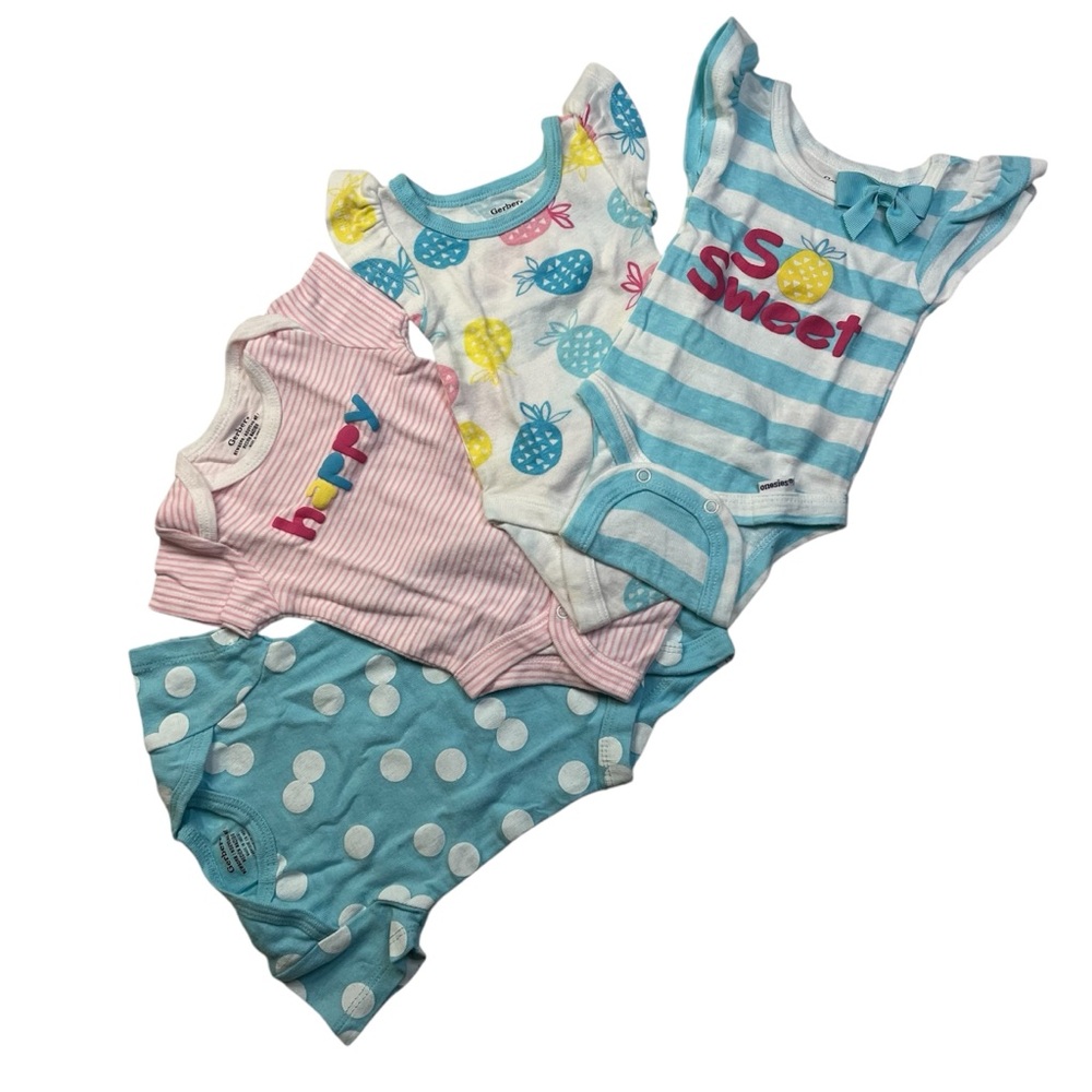 Gerber Newborn Set Of 4 Pineapple Themed Onesies